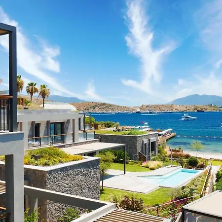 Kaya Palazzo & Residences Le Chic Szálloda 5*
