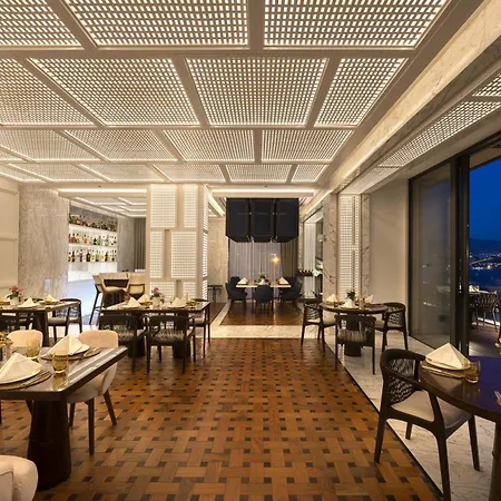 ホテル Kaya Palazzo & Residences Le Chic 5*